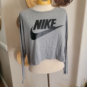 Nike Women's Black and Gray Long Sleeve Crop Tee SZ XL